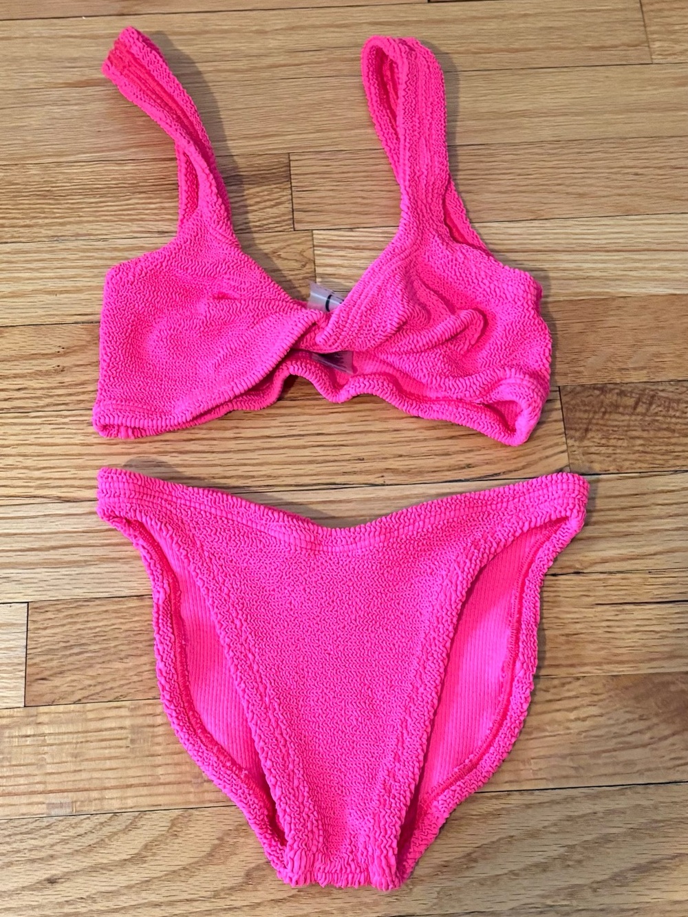 Hunza G Juno twist bikini neon pink - Picture 5 of 11